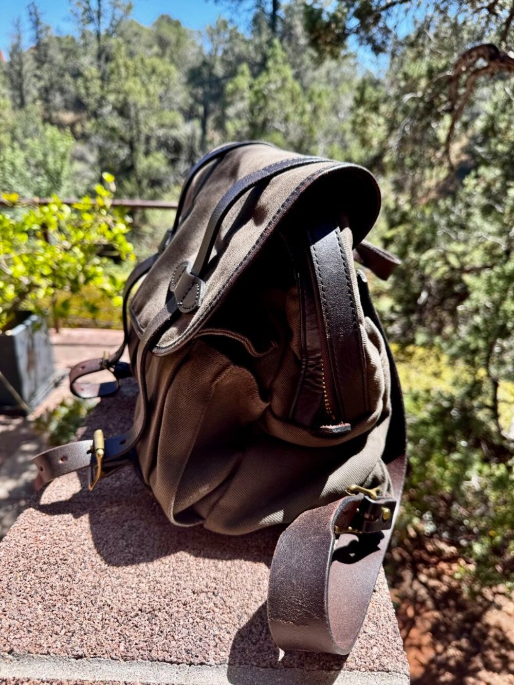 Filson Rucksack, Rugged Twill/Bridle Leather, Otter Green, Excellent Condition - Picture 2 of 10
